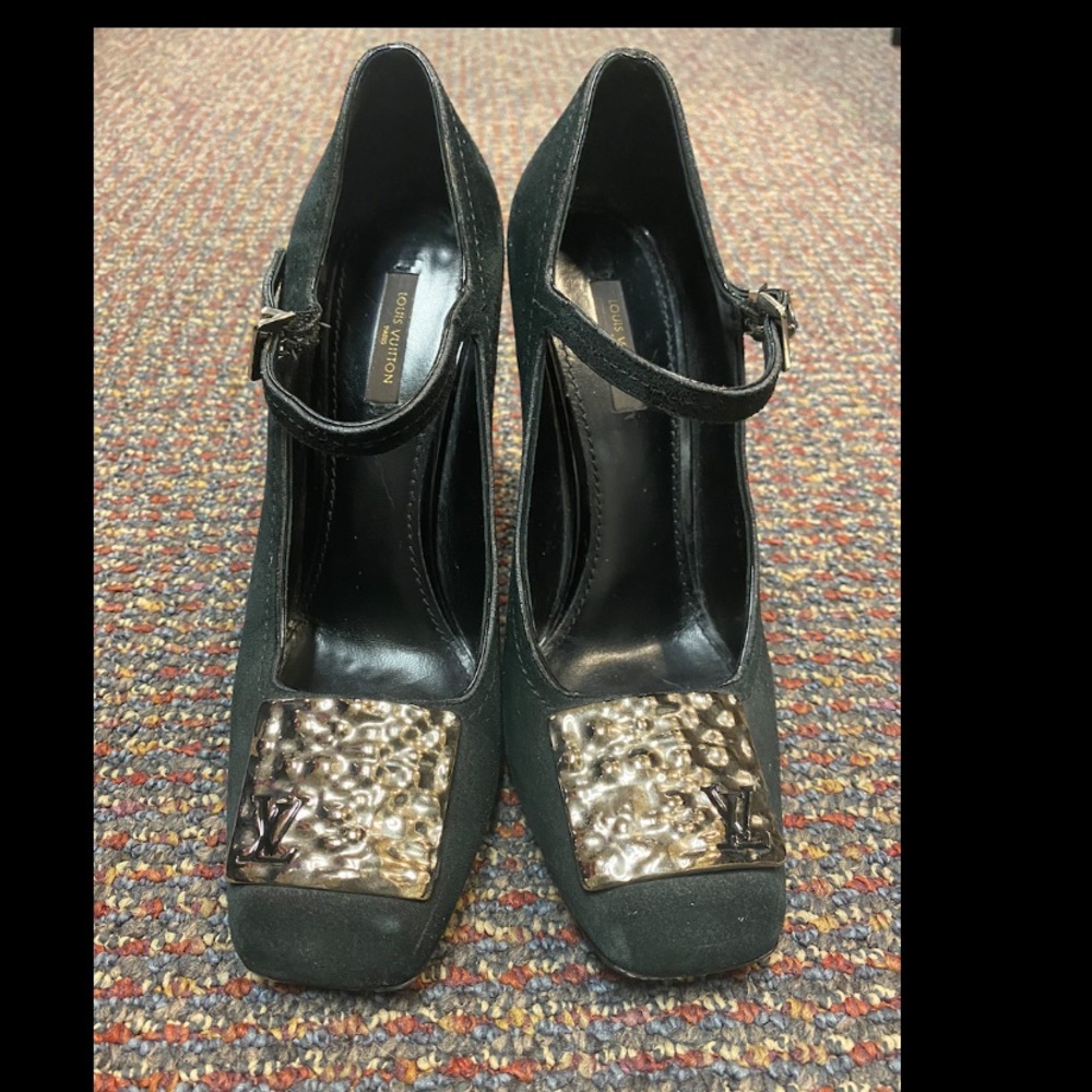 Authentic Louis Vuitton heels